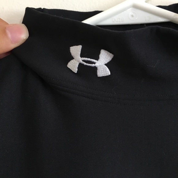 UnderArmour Long Sleeve Shirt - Picture 3 of 5